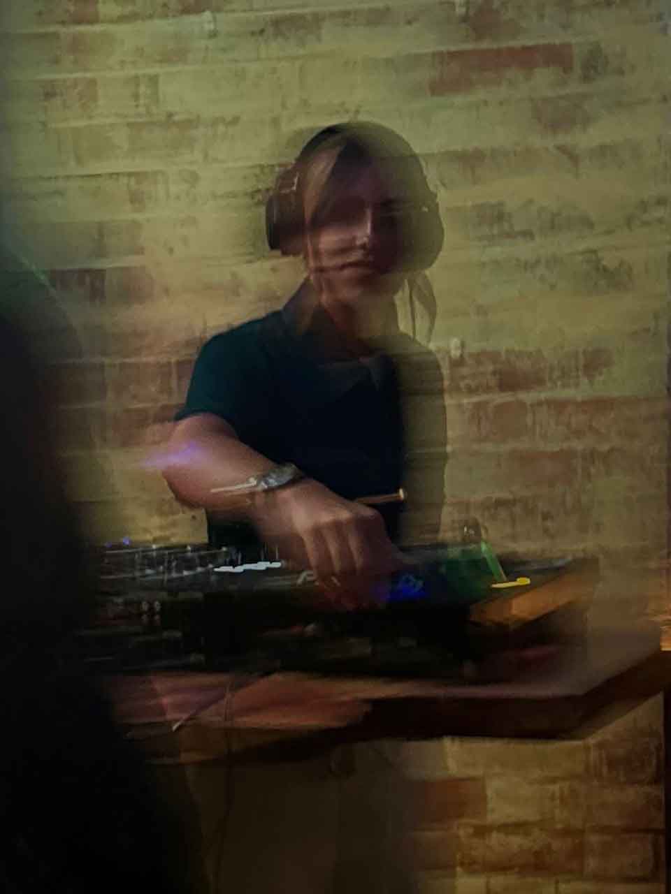 Jayley Jones DJ Jayley Jones DJ